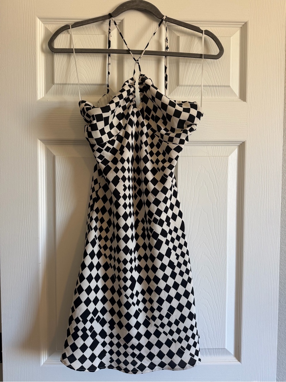 BOGO! 💕🌸 Victoria + Sophia Checkered Halter Keyhole Mini Dress